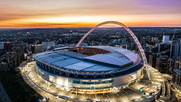 Skilled guide about oasis wembley stadium very skilled person tutorial drawing showing parts business